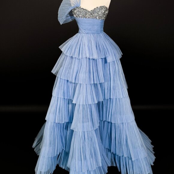 Brand New US 4 GEORGES HOBEIKA Blue Tiered Tulle Gown - Picture 1 of 8